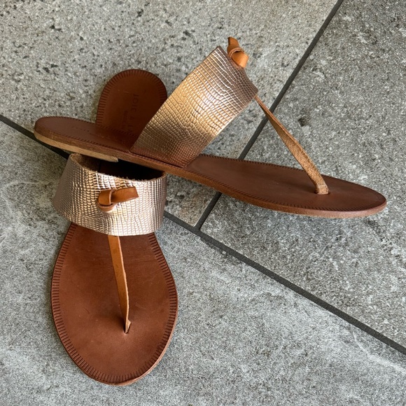 Joie A La Plage Nice Metallic Embossed Leather Thong Sandals in Rose Gold, 10 - Picture 4 of 11
